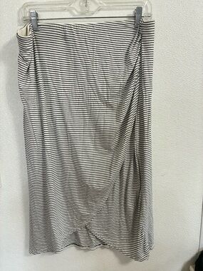 Max Studio Striped Black and White Midi Skirt ruched waist XL
